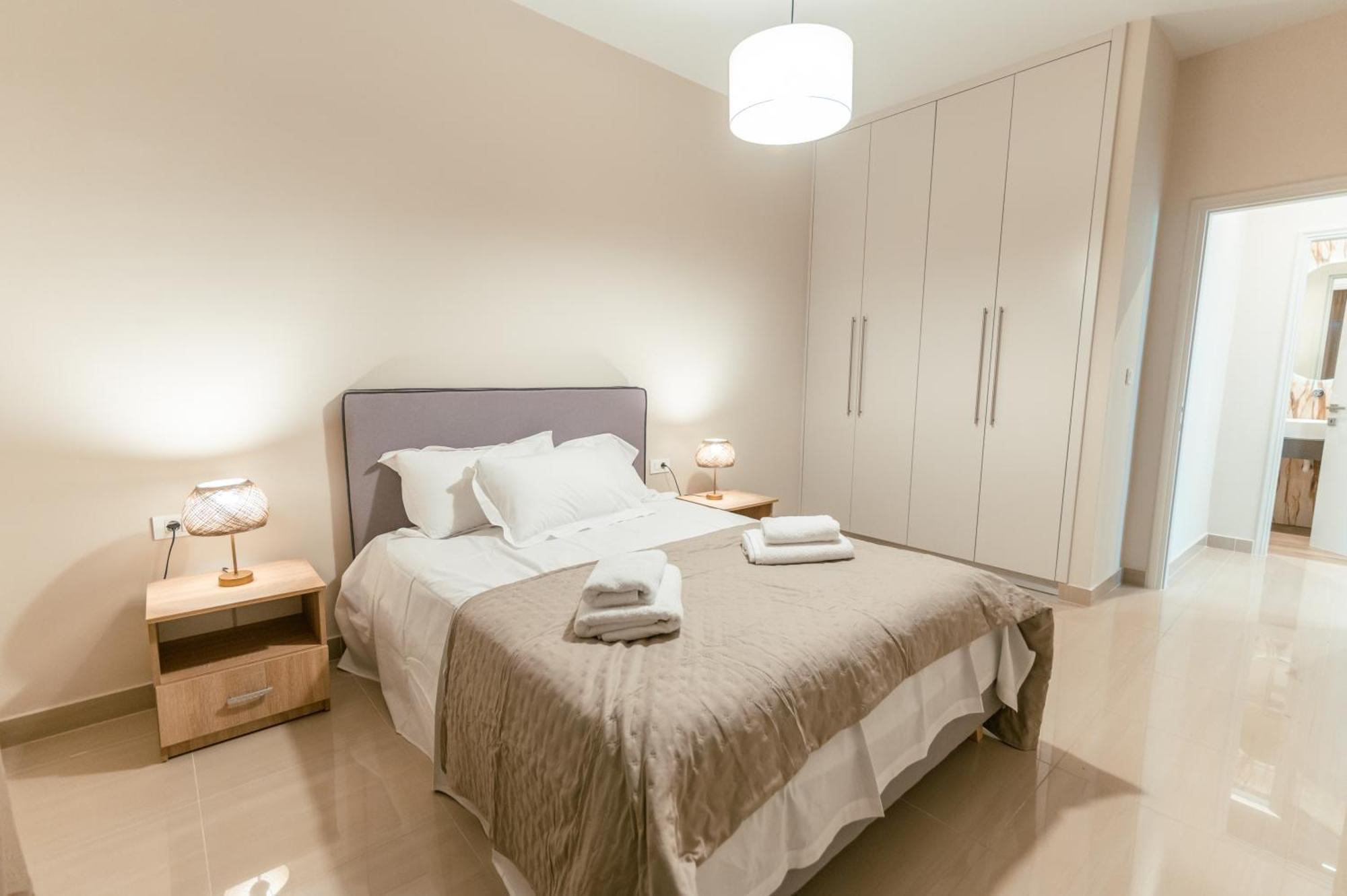 Brand New Elegant Suite Platánion Exterior foto