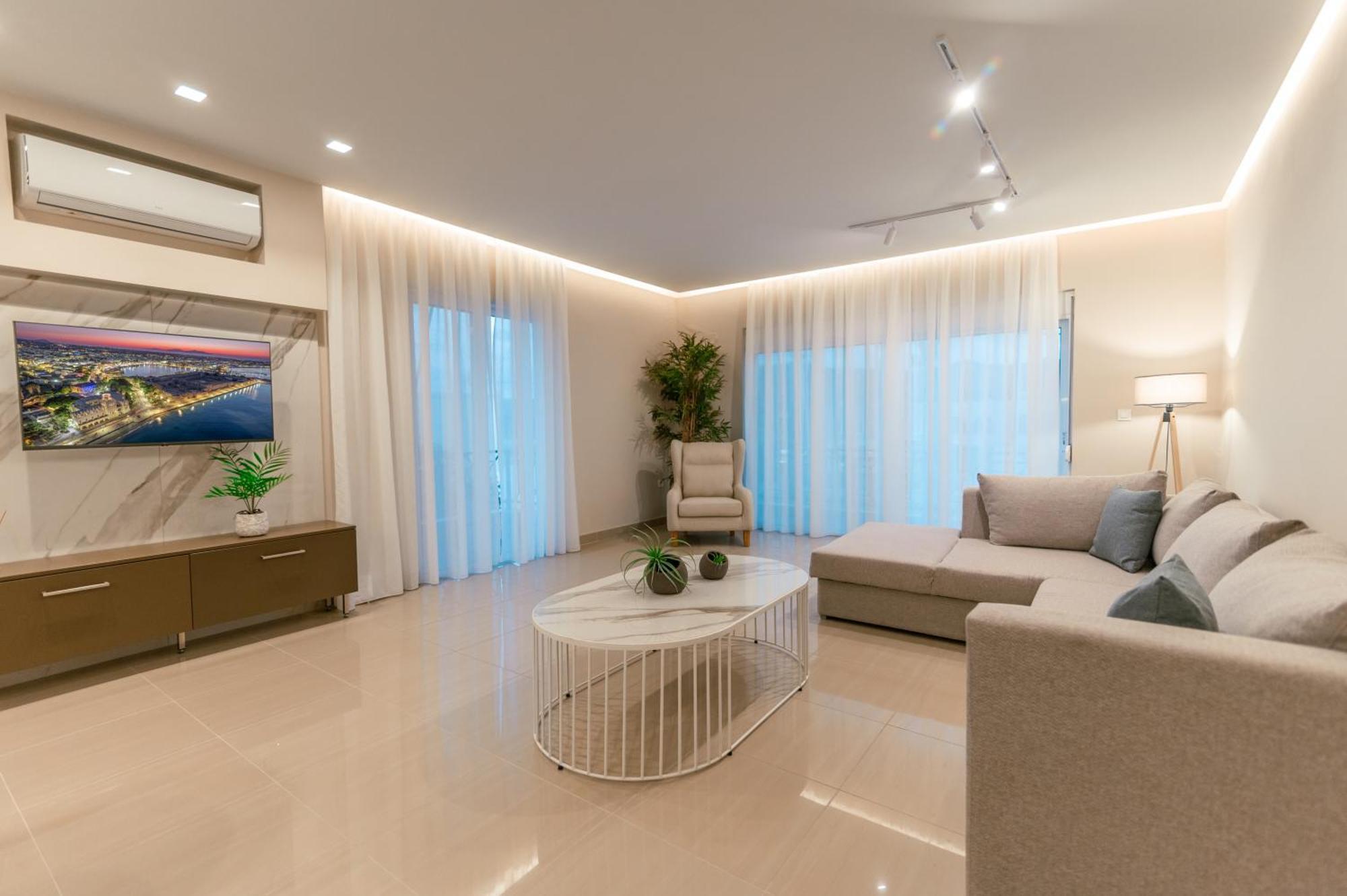 Brand New Elegant Suite Platánion Exterior foto