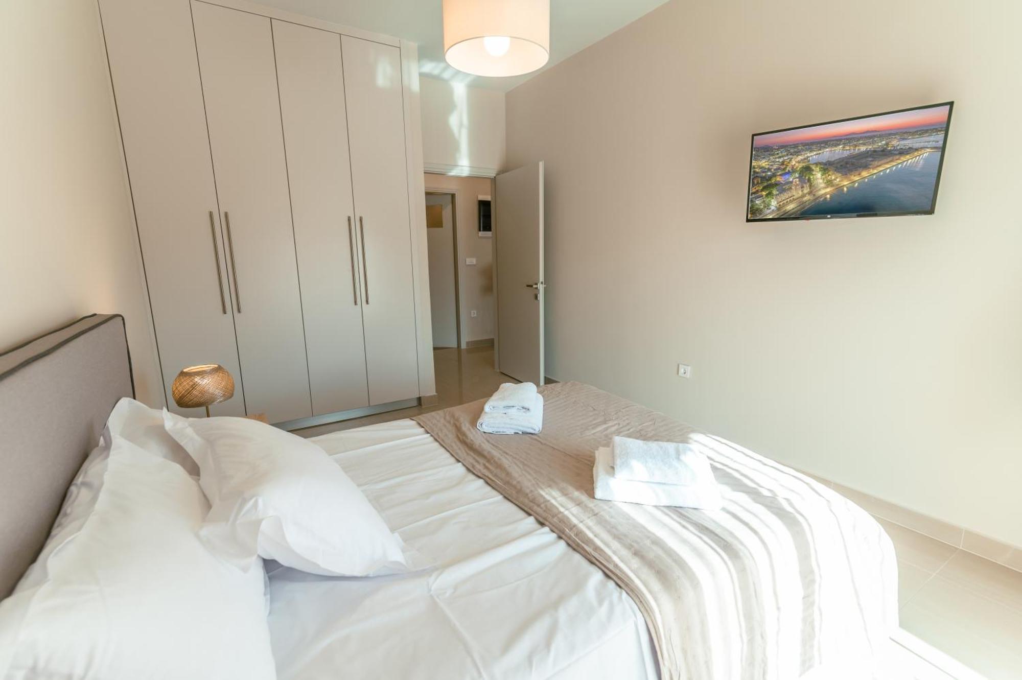 Brand New Elegant Suite Platánion Exterior foto