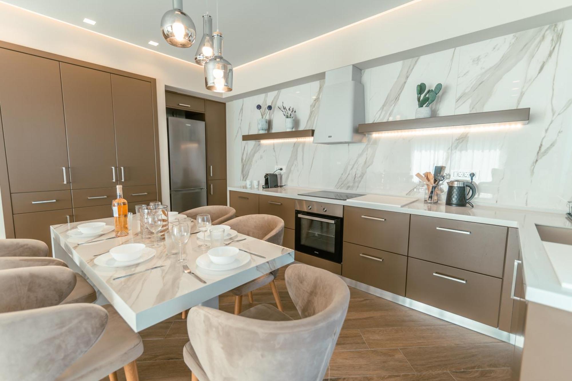 Brand New Elegant Suite Platánion Exterior foto