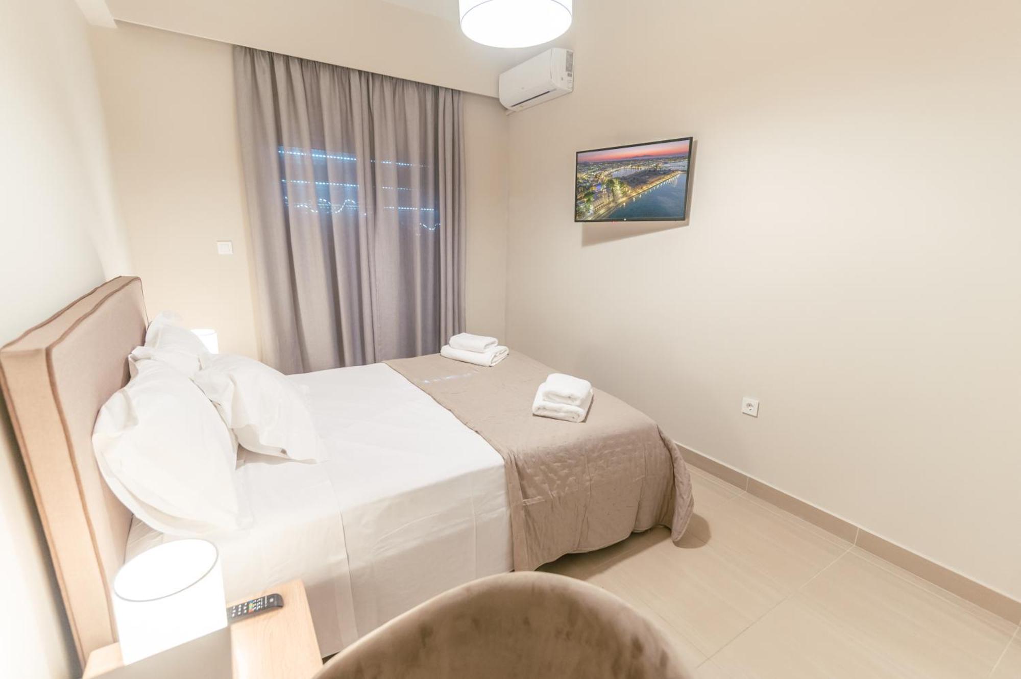 Brand New Elegant Suite Platánion Exterior foto